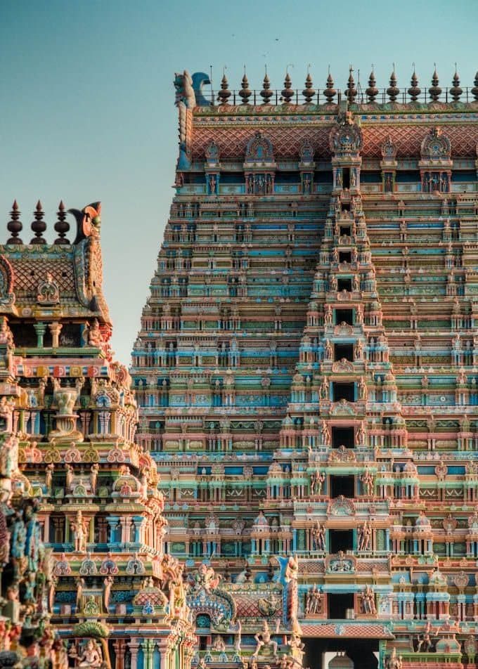 The gopuram of the Saniswaran temple at Thirunallar, one of the nine Navagraha temples